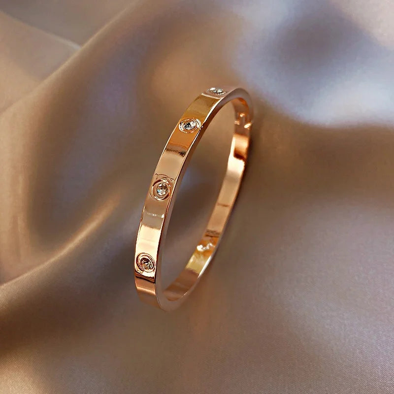 Beautiful Lovers Bracelets Woman Stainless Steel Bangles Bracelets Cubic Zirconia Golden Woman Jewelry Gifts