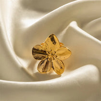 New Flower Ring for Women Simple Temperament Party Fashion Trendy Charm Waterproof Jewelry Gifts Wholesale