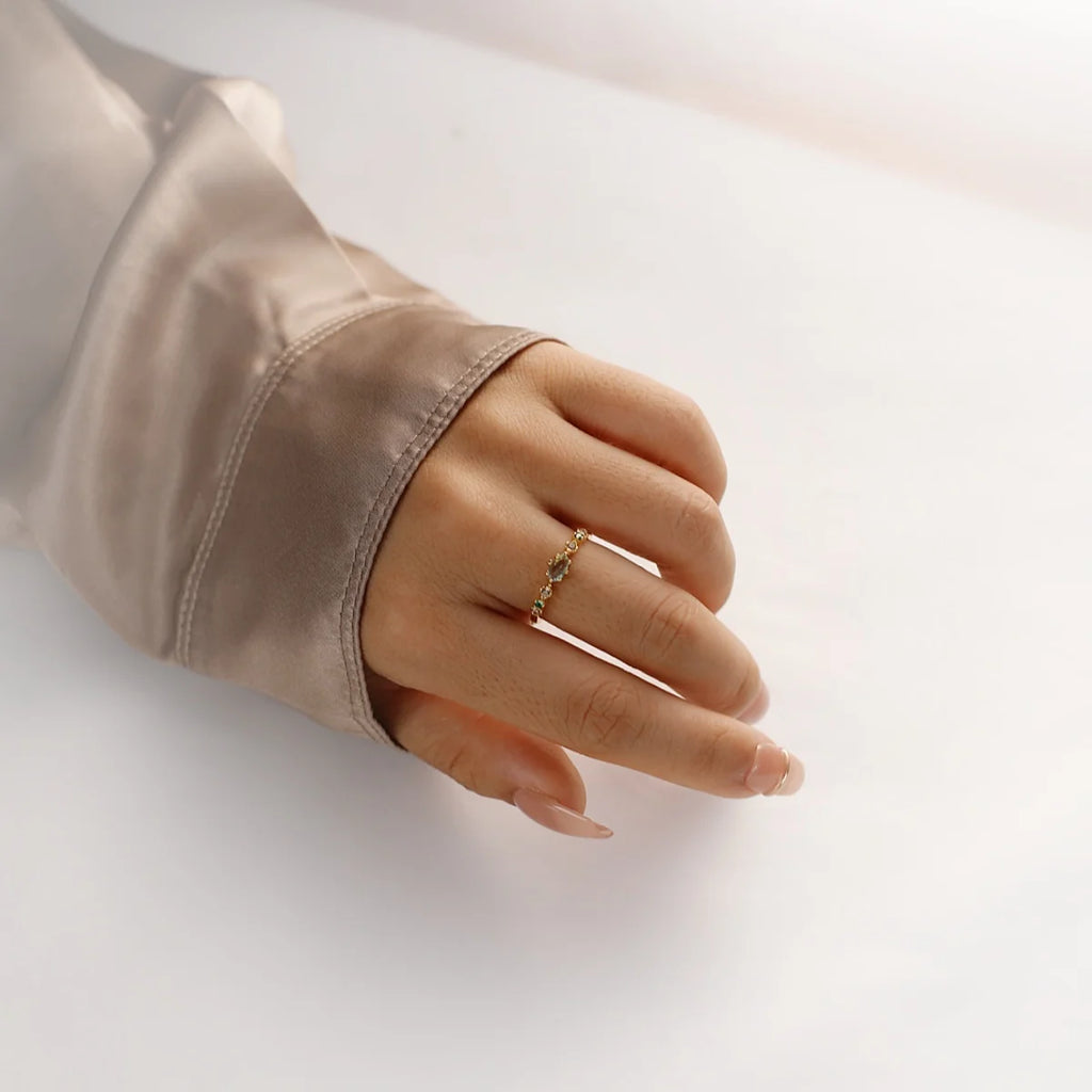 S925 Sterling Silver Ring for Women: Sparkling Art Zircon Inlaid, 18k Gold Plating，Elegant Gift Jewelry