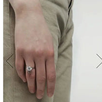 Luxury Yet Stylish Jewelry with A Design Sense Ring and Earrings A Dual-purpose Jewelry That Can Be Used As Earrings or Rings