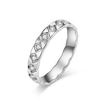Stainless Steel Rings for Women Elegant Shinnying Zircon Charming Simple Stacking Rhombus Engagement Wedding Jewelry Lover Gifts