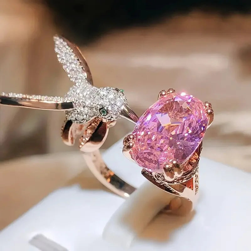 European and American Exaggerated Bird Ring for Women with Adjustable and Fresh Opening, Elegant and Unique Jewelry Accessories
