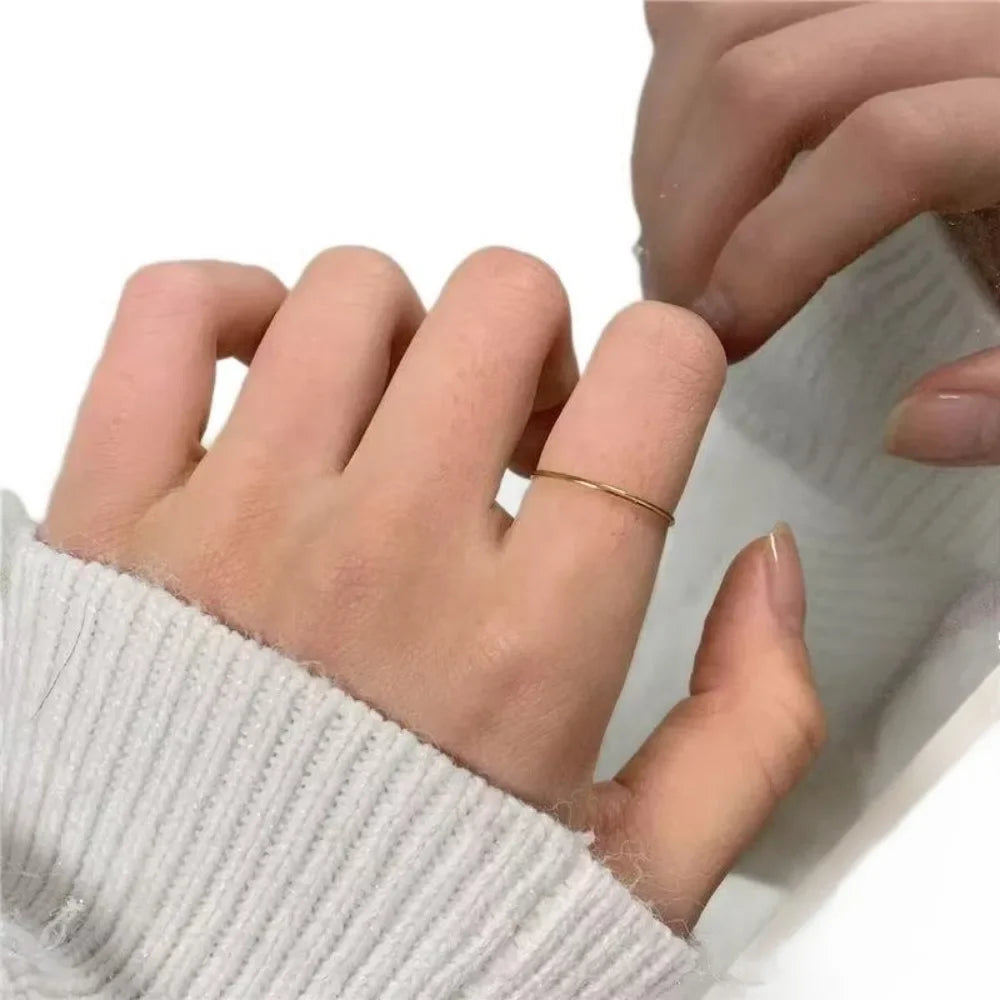Stainless steel Ring for Women Simple Classic Style  Plating Seamless Fade Resistant Perfect for Daily Wear and Valentine's Day