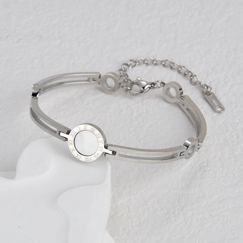Fashion Bracelet For Women Black Acrylic Stainless Steel Couple Bracelet Carved Roman Numerals Girl Gift Hot Sale