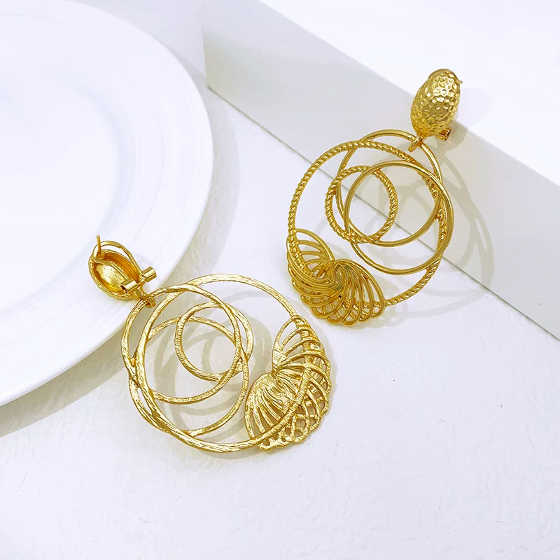 Earrings For Women Luxury  Hollow Out Drop Earrings Wedding Party Gift Women Accessories Daily Wear 2PCS Set