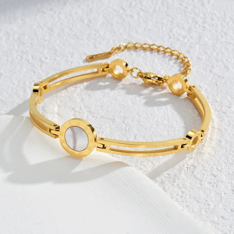 Fashion Bracelet For Women Black Acrylic Stainless Steel Couple Bracelet Carved Roman Numerals Girl Gift Hot Sale