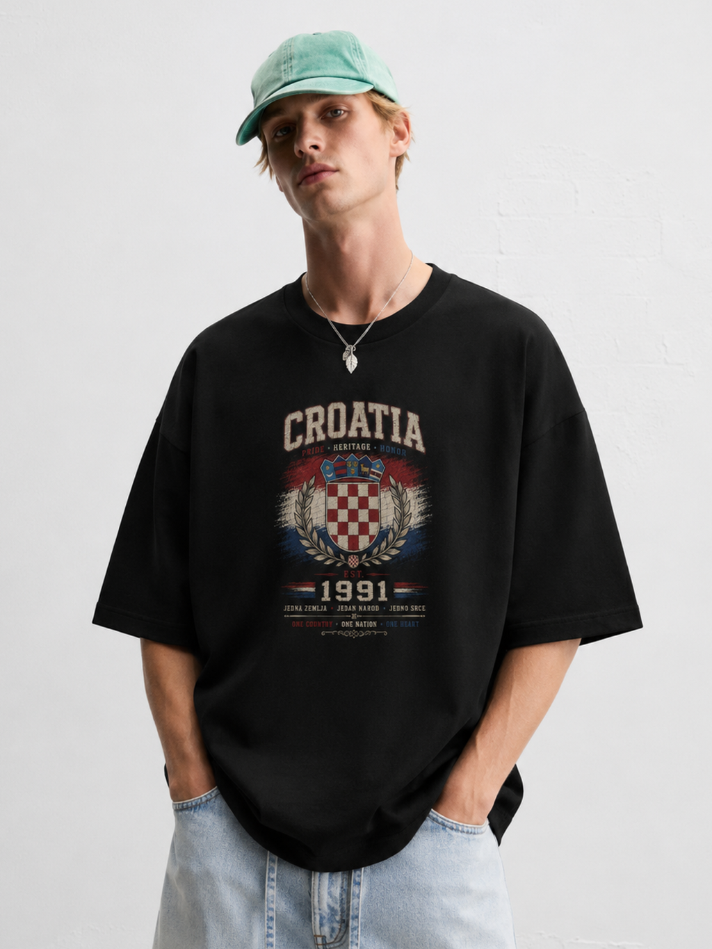 Croatia Oversized T-Shirt – Country Pride Unisex Graphic Tee